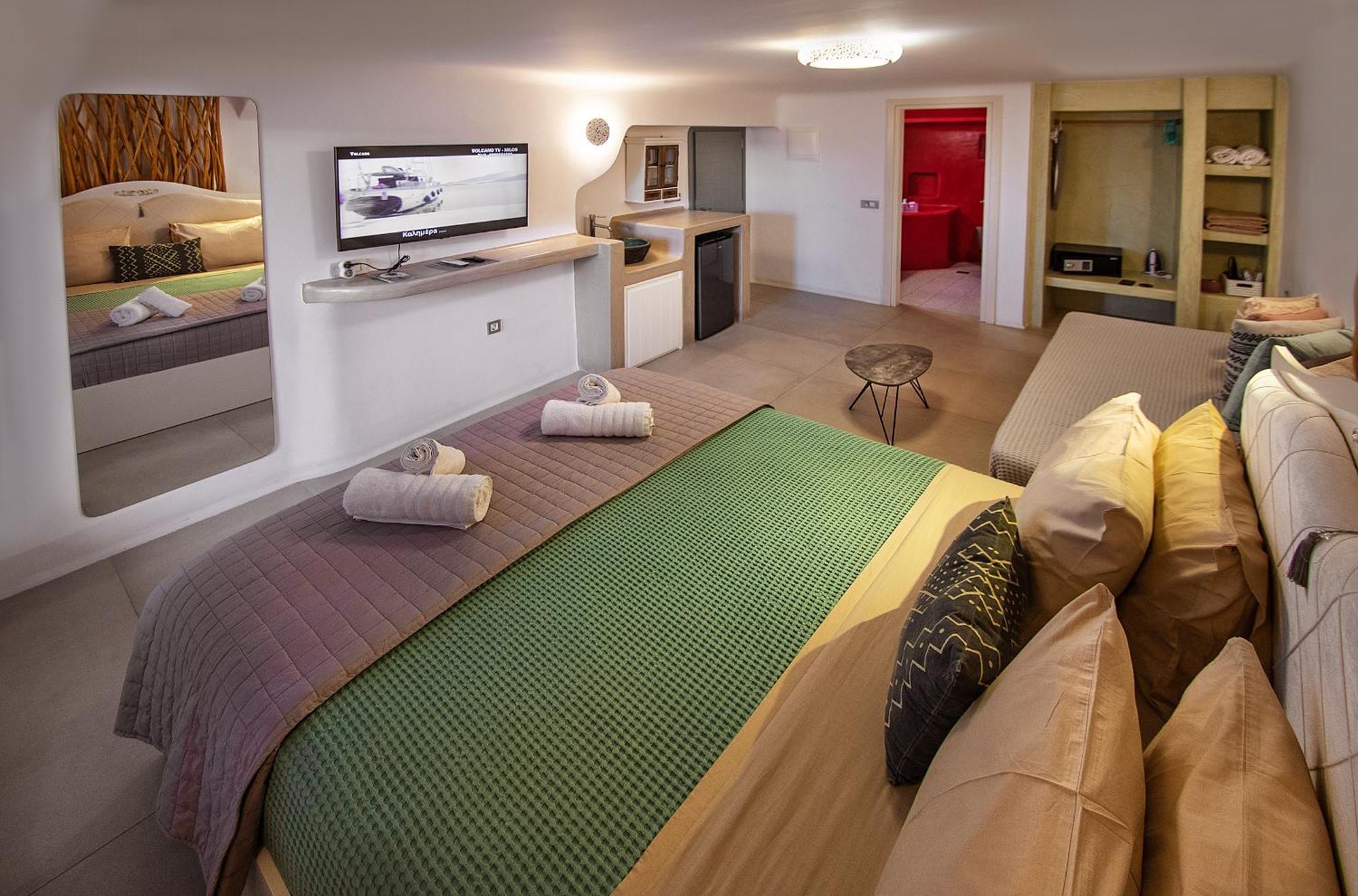 Aegean Blue Suites Pyrgos Kallistis Екстер'єр фото